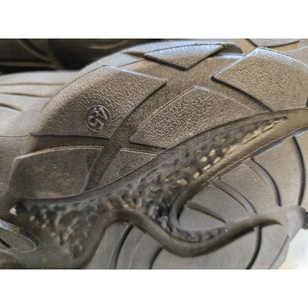 Men's Sport Boots Autumn Winter Wear Resistant Anti Slip Waterproof Zipper Shoes